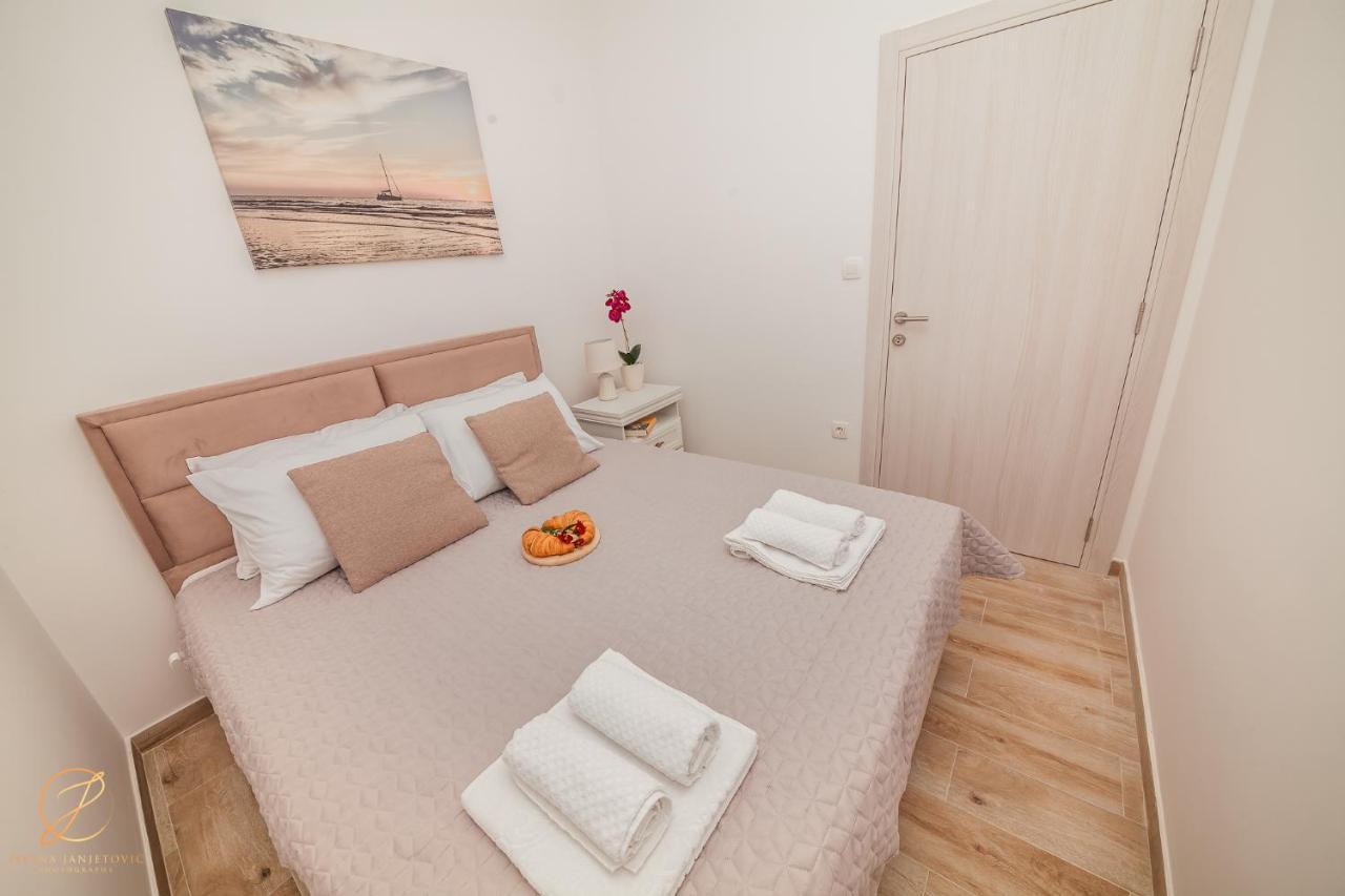 Apartments Ruzmarin Herceg Novi Kültér fotó
